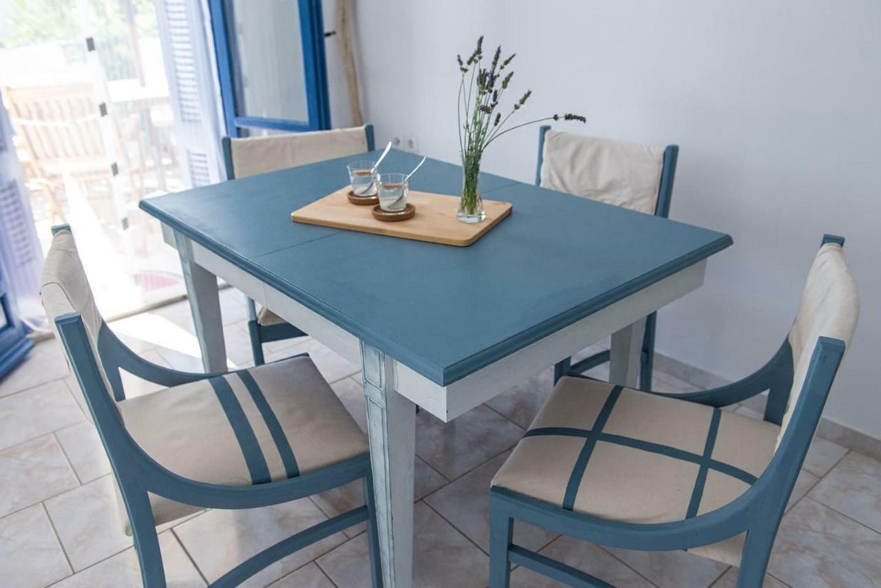 Aquarella-Stylish Veranda Apartment In Centre Of Poros Town Bagian luar foto