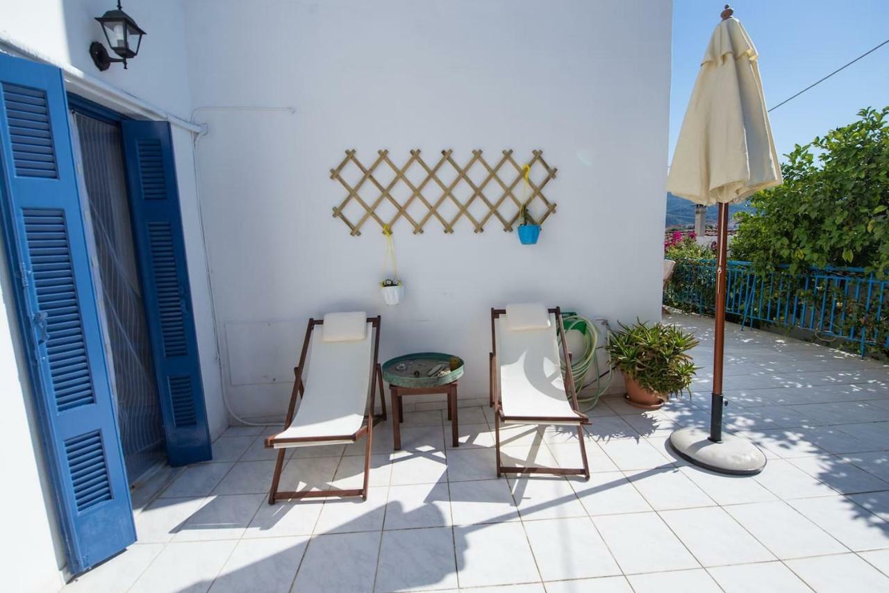 Aquarella-Stylish Veranda Apartment In Centre Of Poros Town Bagian luar foto
