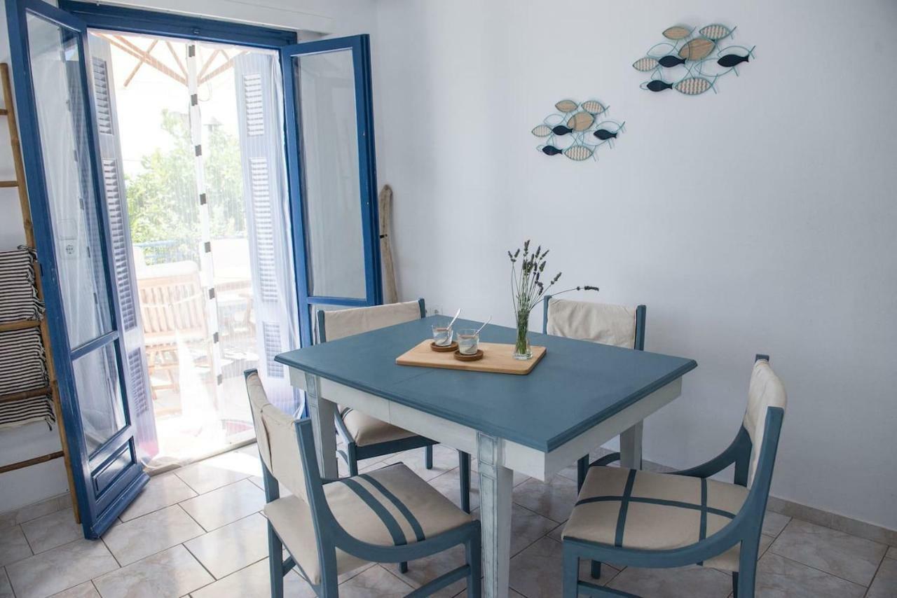 Aquarella-Stylish Veranda Apartment In Centre Of Poros Town Bagian luar foto