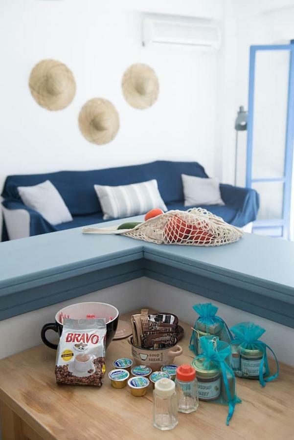 Aquarella-Stylish Veranda Apartment In Centre Of Poros Town Bagian luar foto