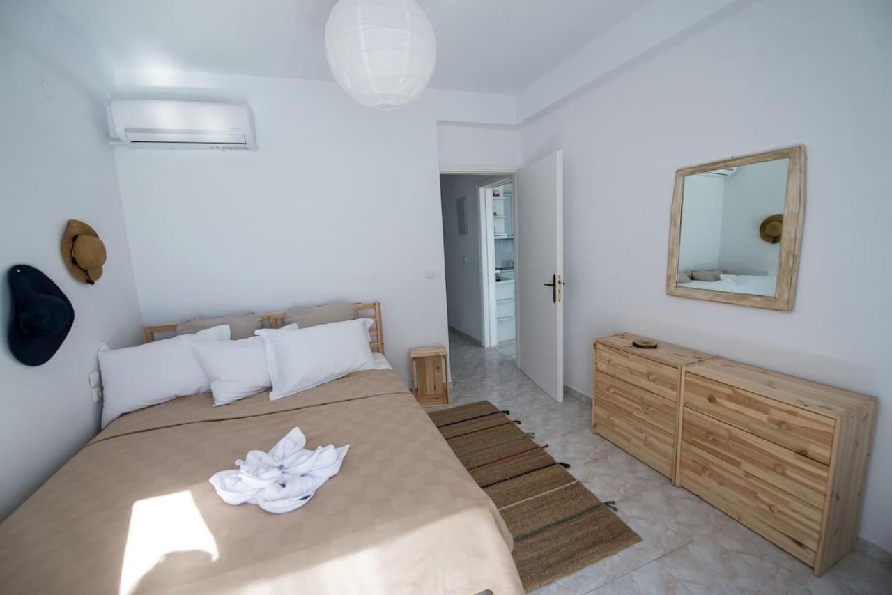 Aquarella-Stylish Veranda Apartment In Centre Of Poros Town Bagian luar foto